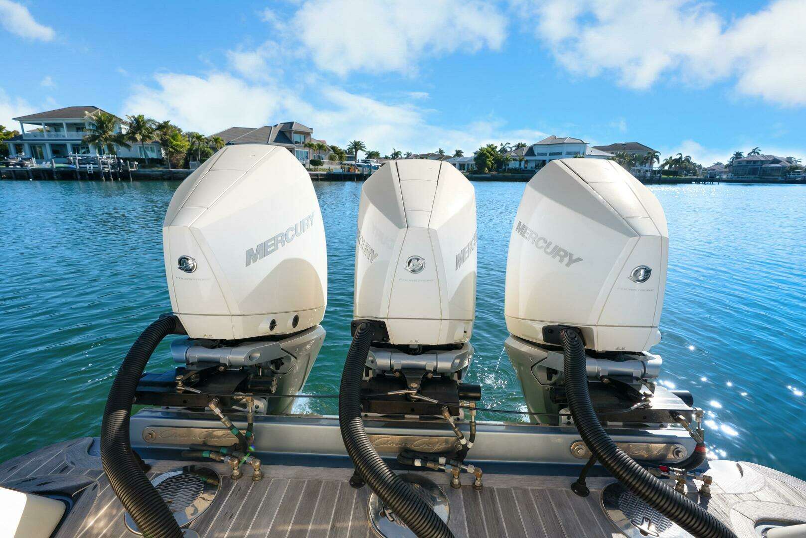 2021 Chris-Craft Launch 35 GT OB - Image 39