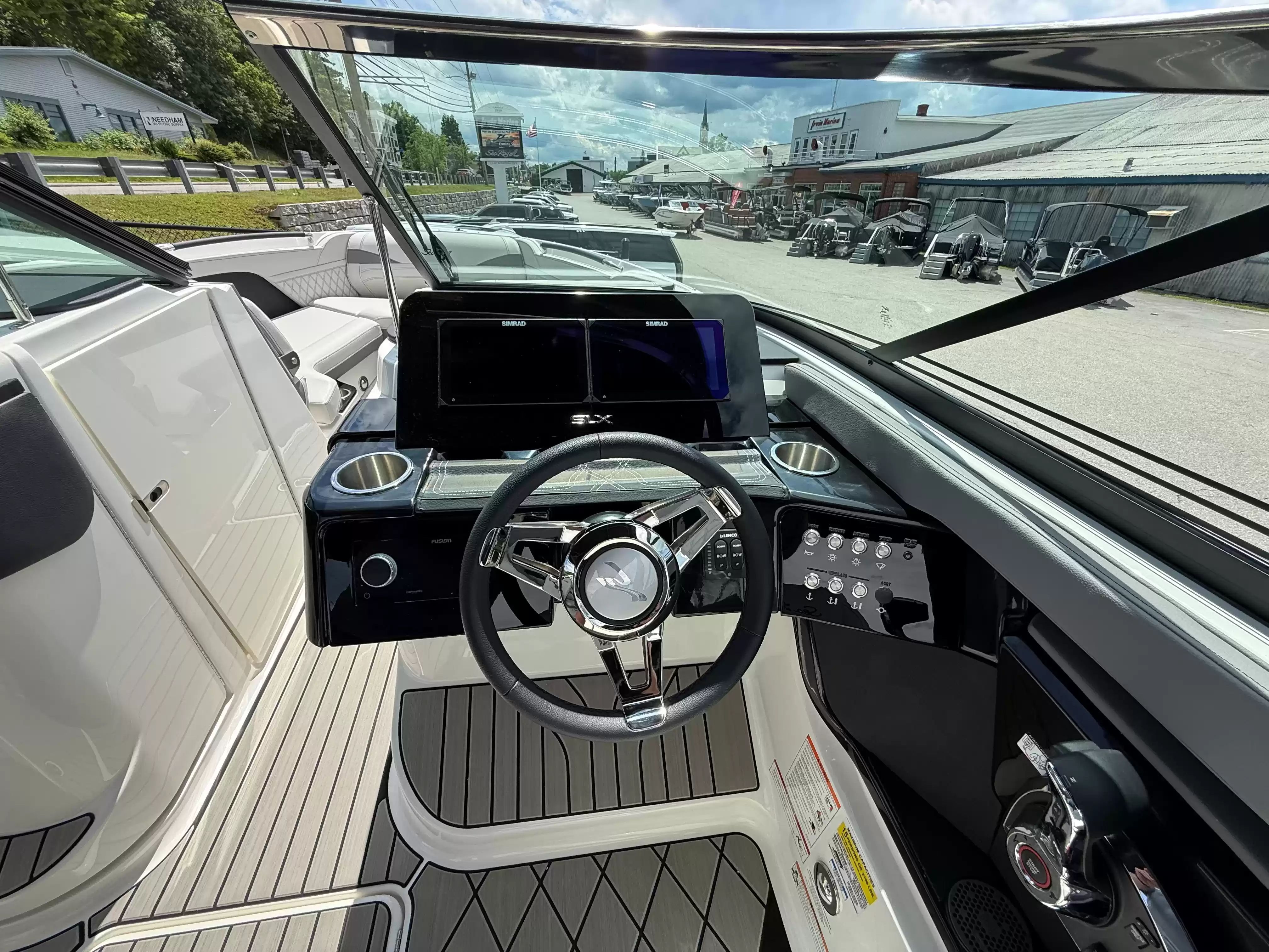 2026 Sea Ray 260SXO - 6