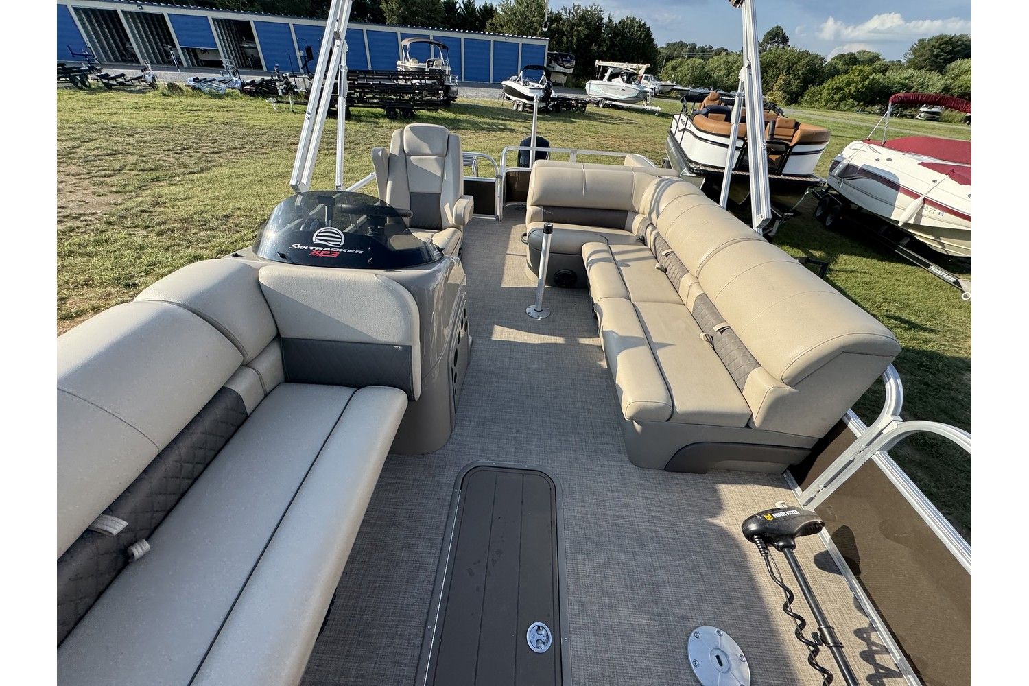 2023 Sun Tracker Sportfish 24 XP3 - 17