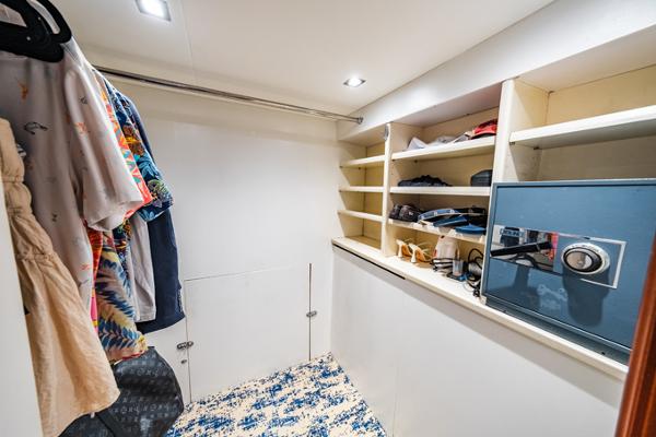 Walk-In Locker