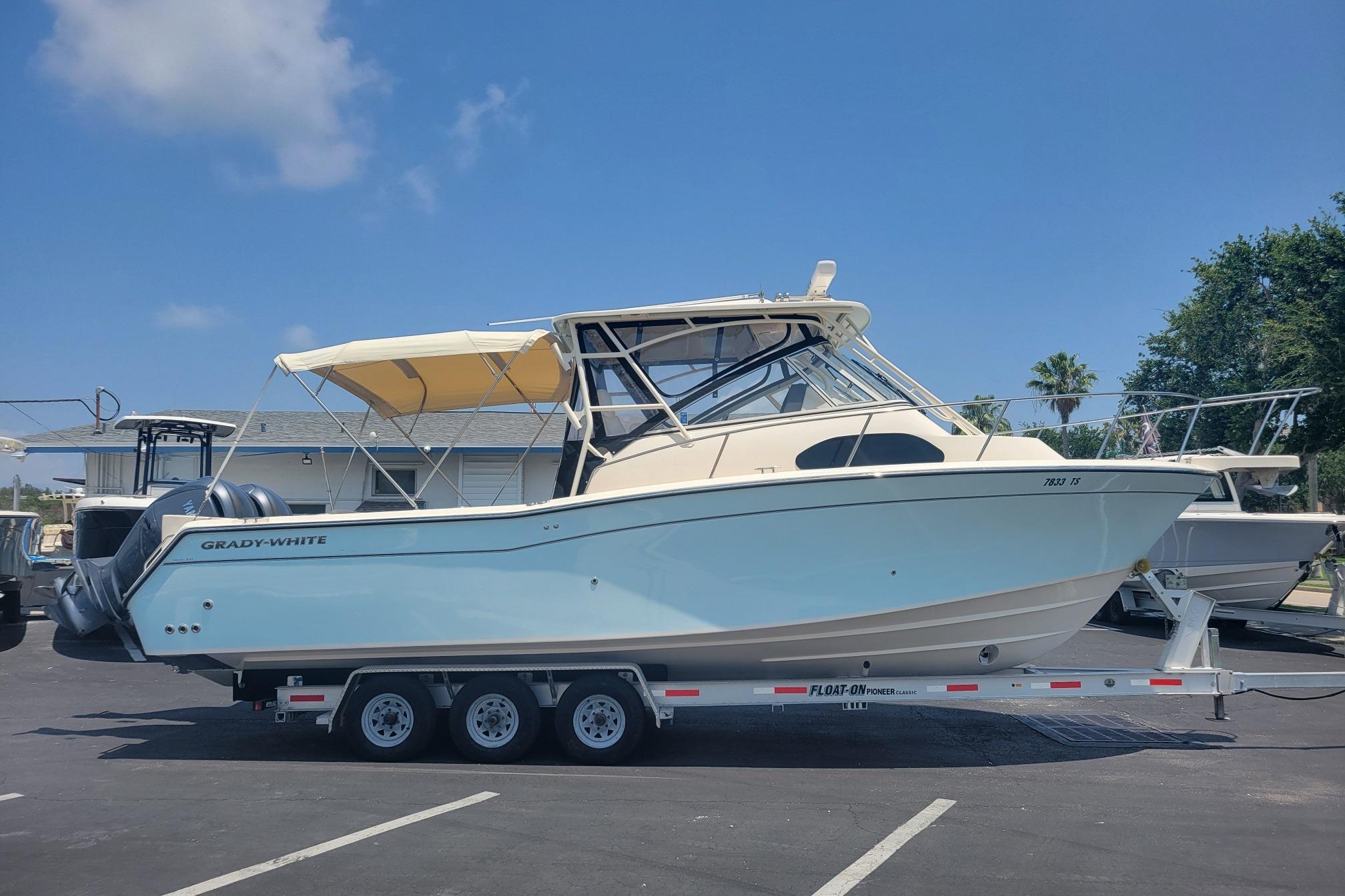 2023 Grady-White Marlin 300