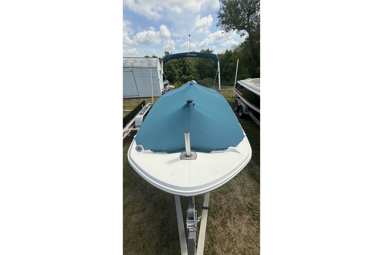 2020 Hurricane SunDeck Sport 185 OB - Image 25