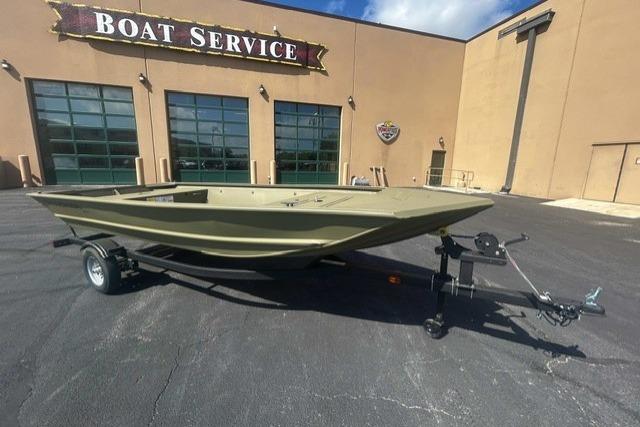 2026 Tracker Grizzly 1648 Utility