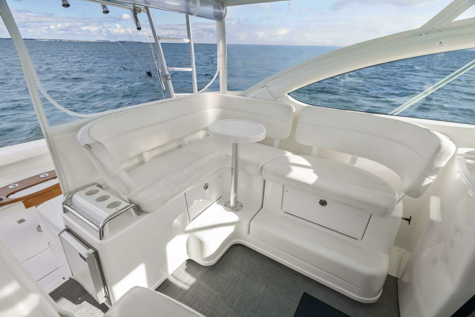 2007 Tiara Yachts 4200 Open - Image 29