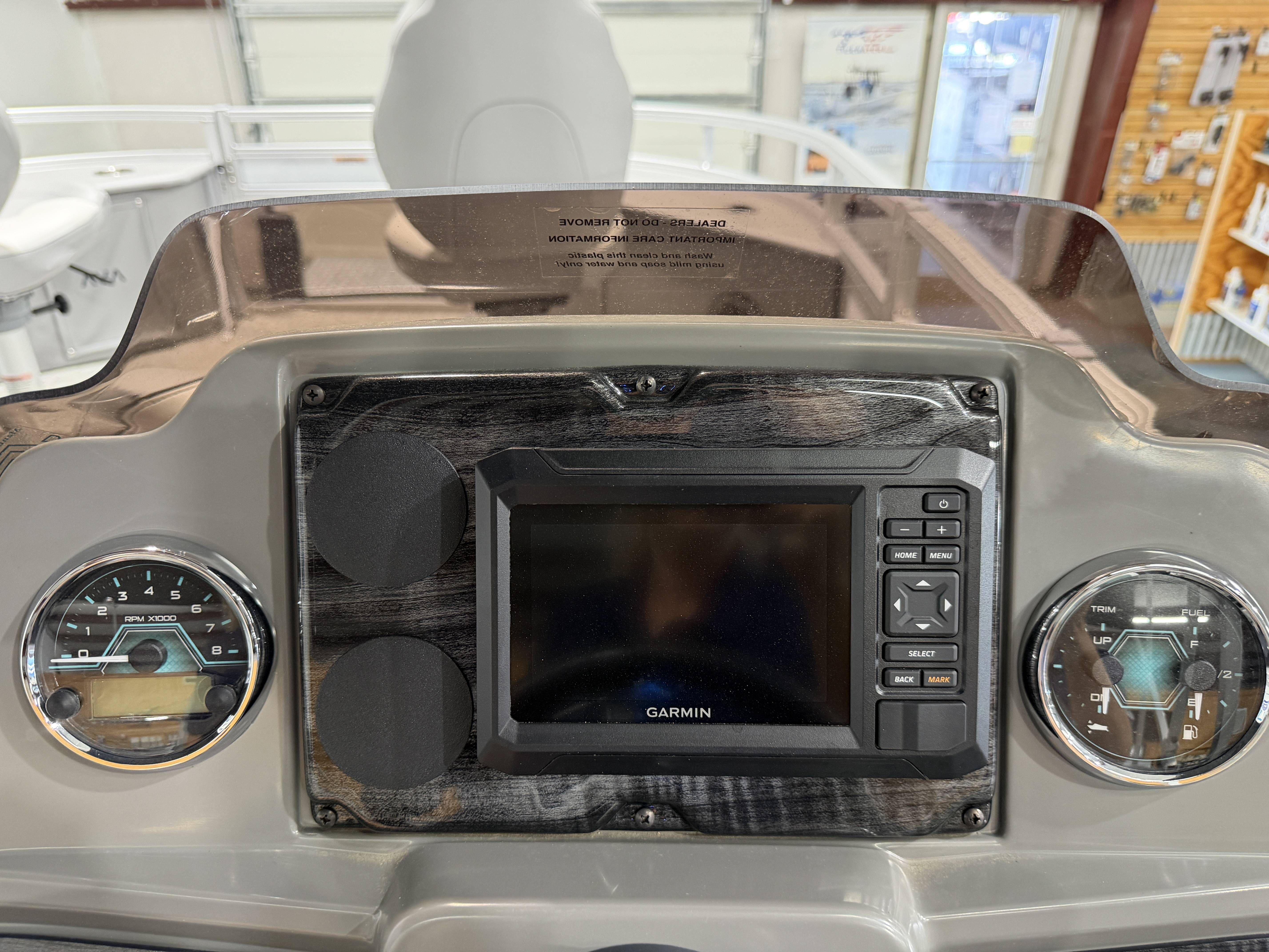 2026 Avalon Venture 85 Quad Fish - 21' - 12