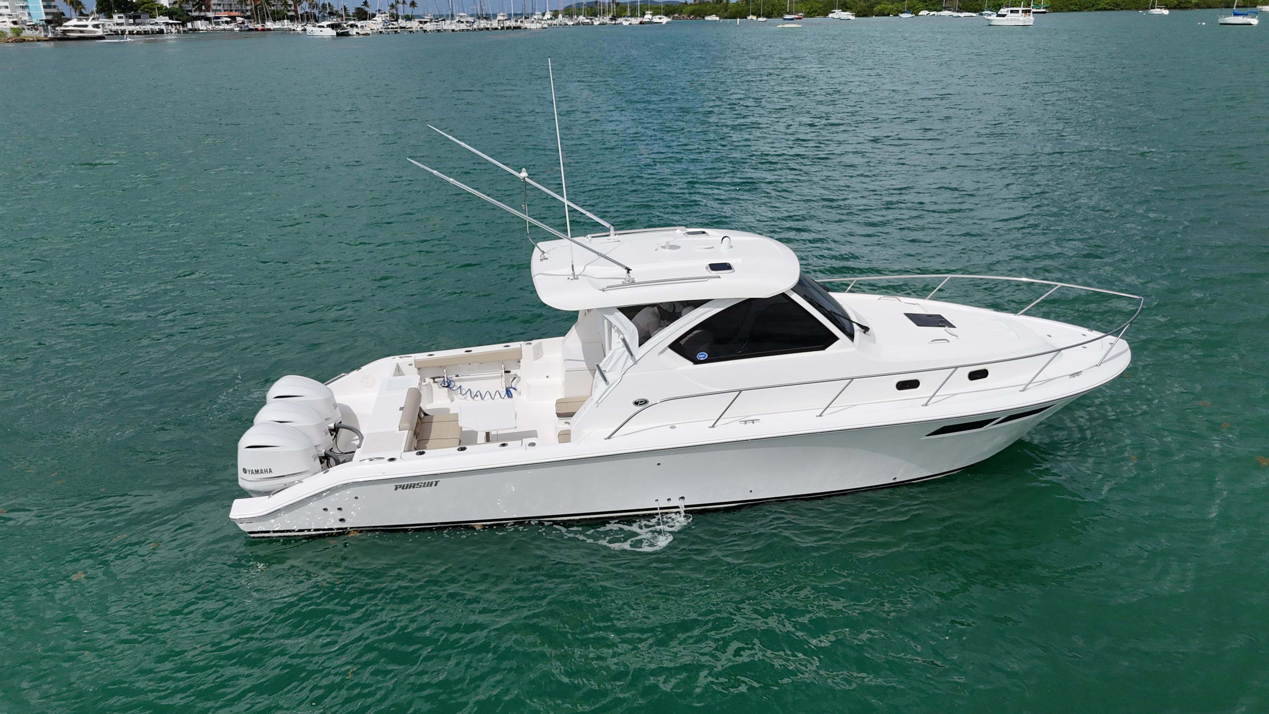 2019 Pursuit OS 355 Offshore