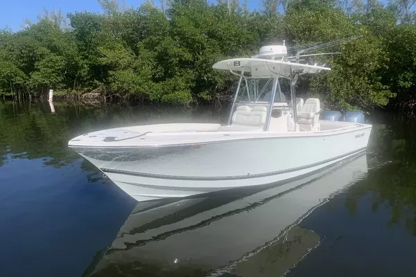 2010 Regulator 26 Forwarding Seating
