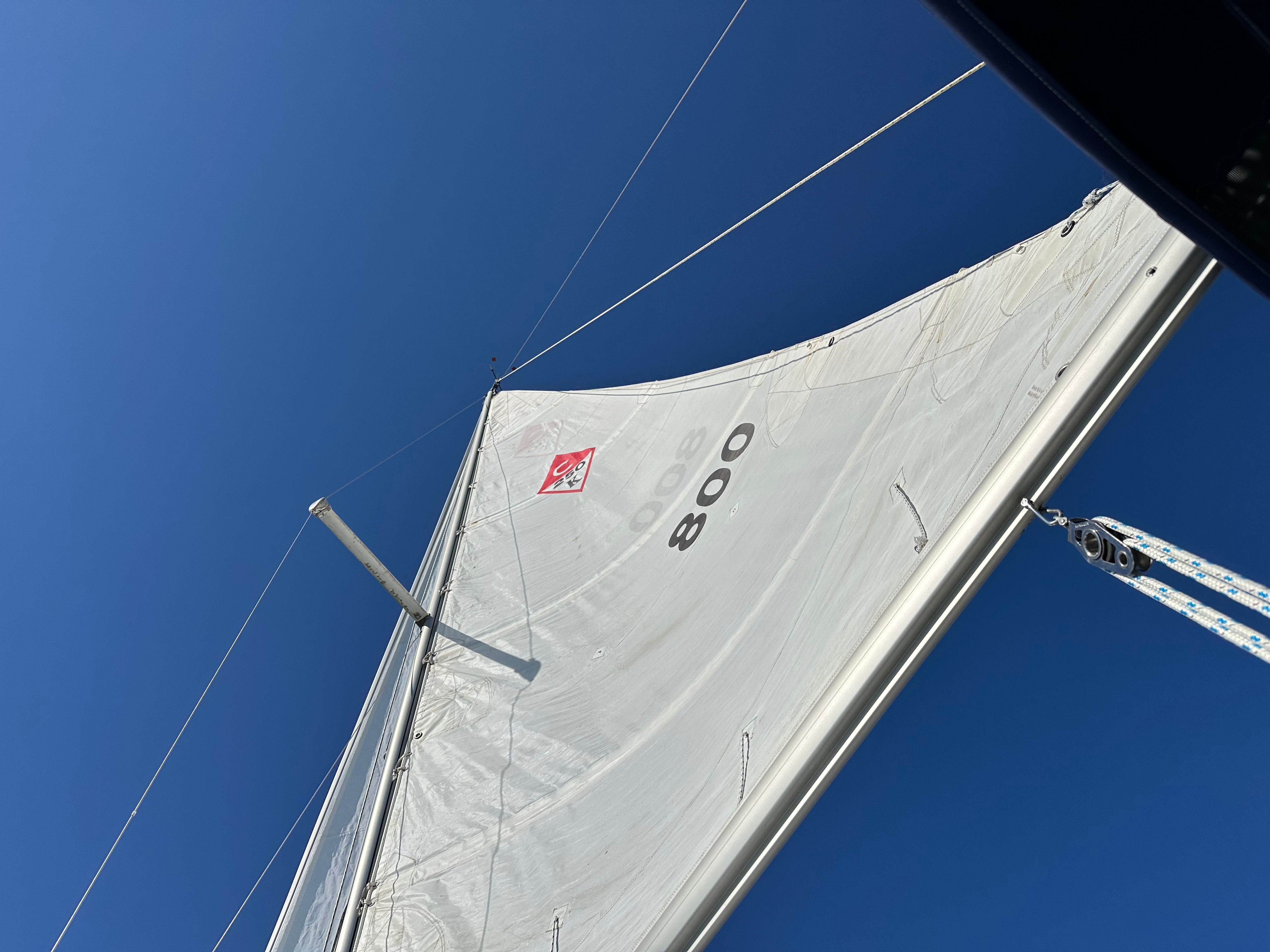 2005 Catalina C250 - 9