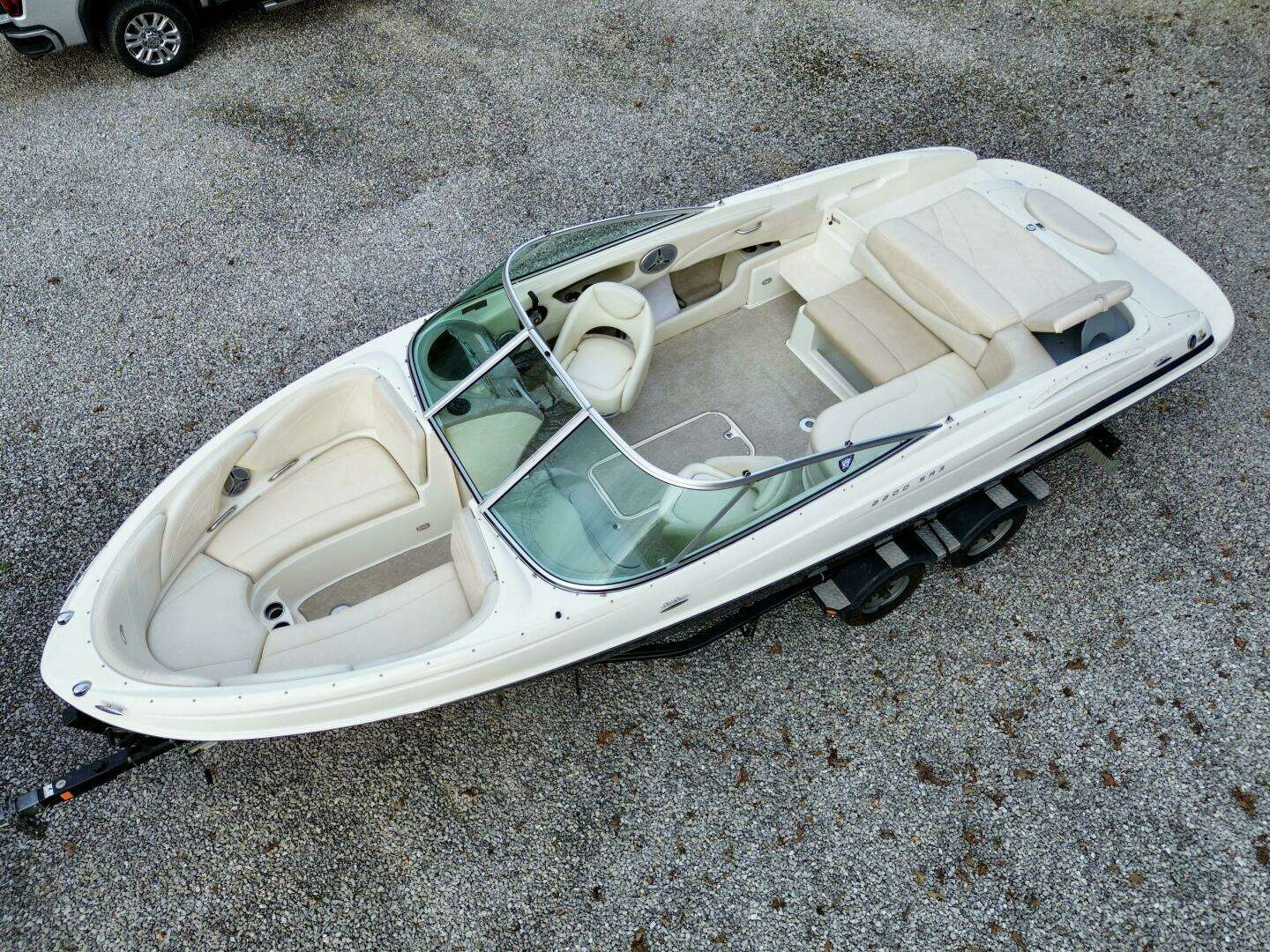 2007 Maxum 2200 SR3 - Image 4