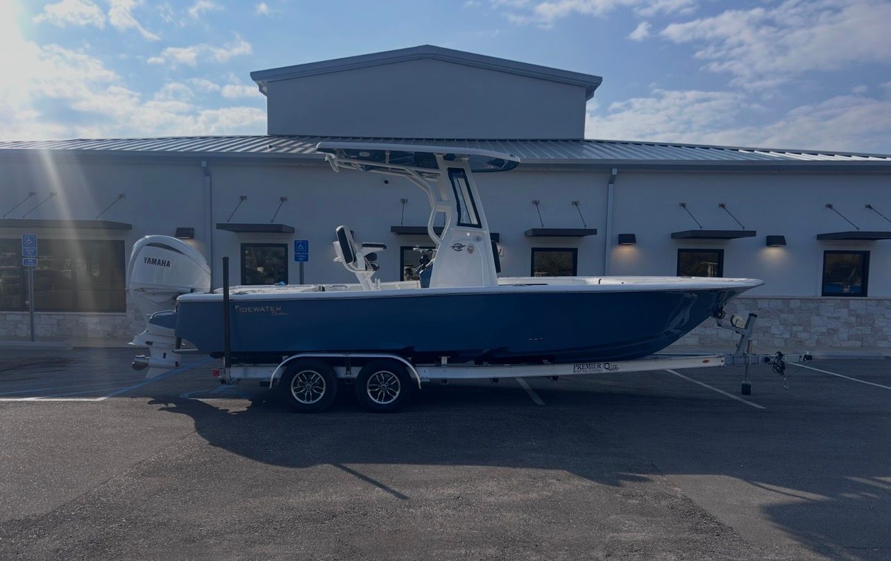 2026 Tidewater 2500 Carolina Bay