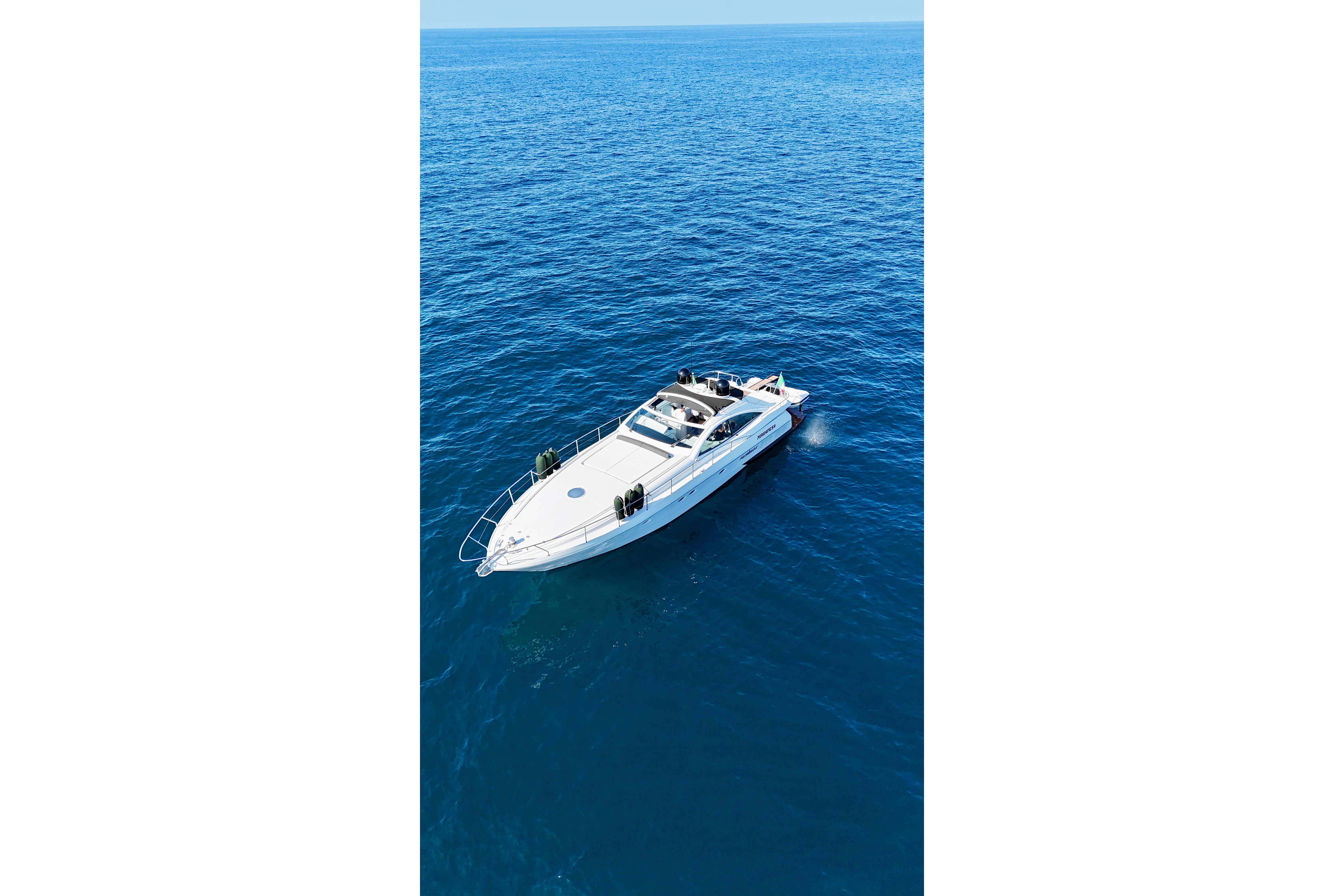 1995 Pershing 54