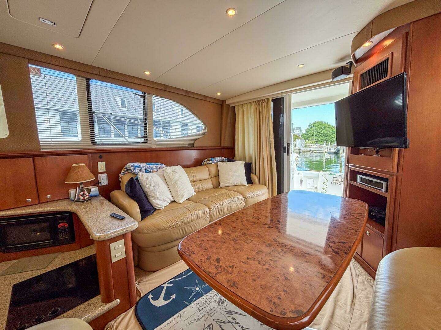 2007 Silverton 38 Convertible - Image 31