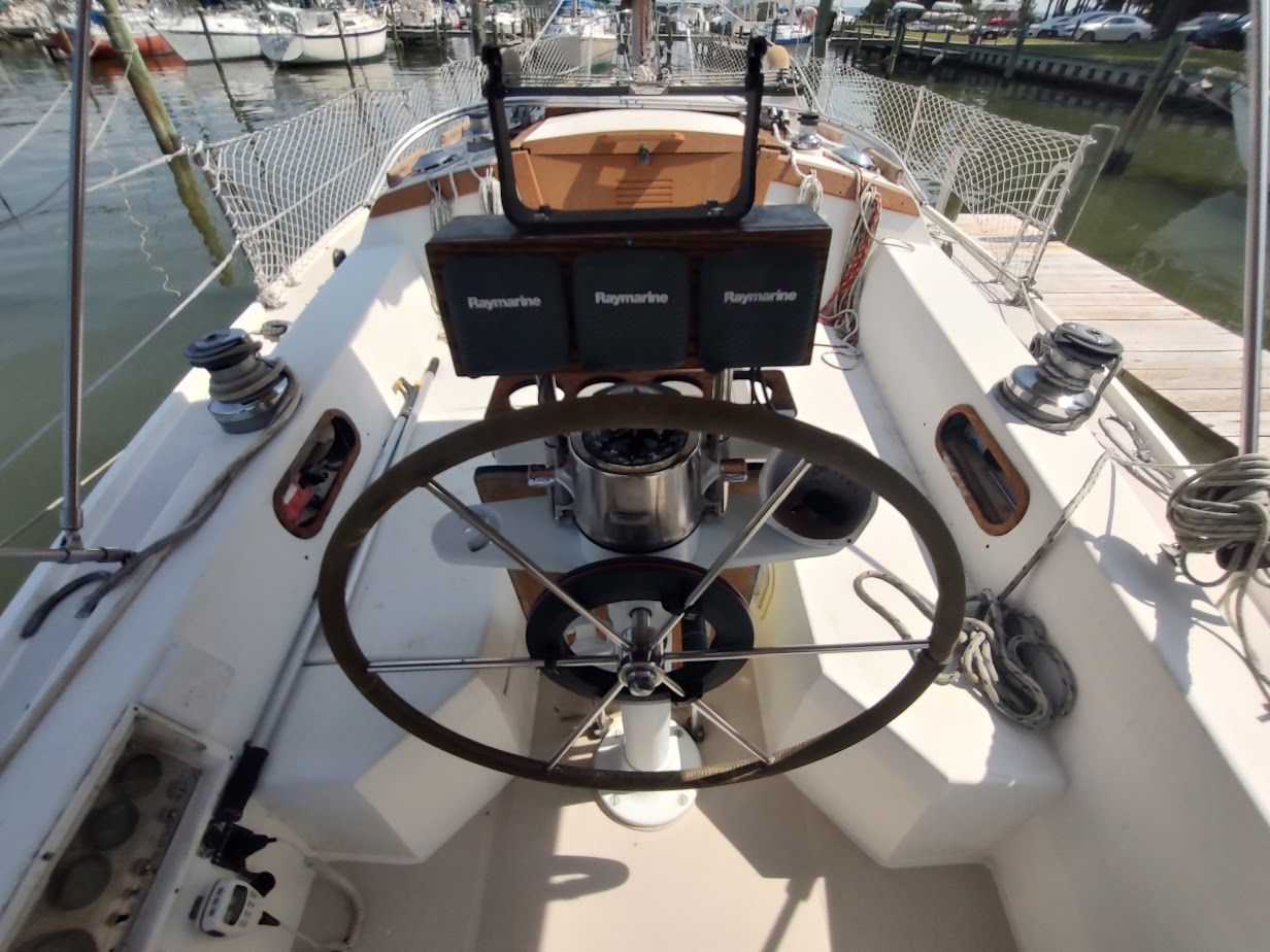 1986 Catalina 34 - 18