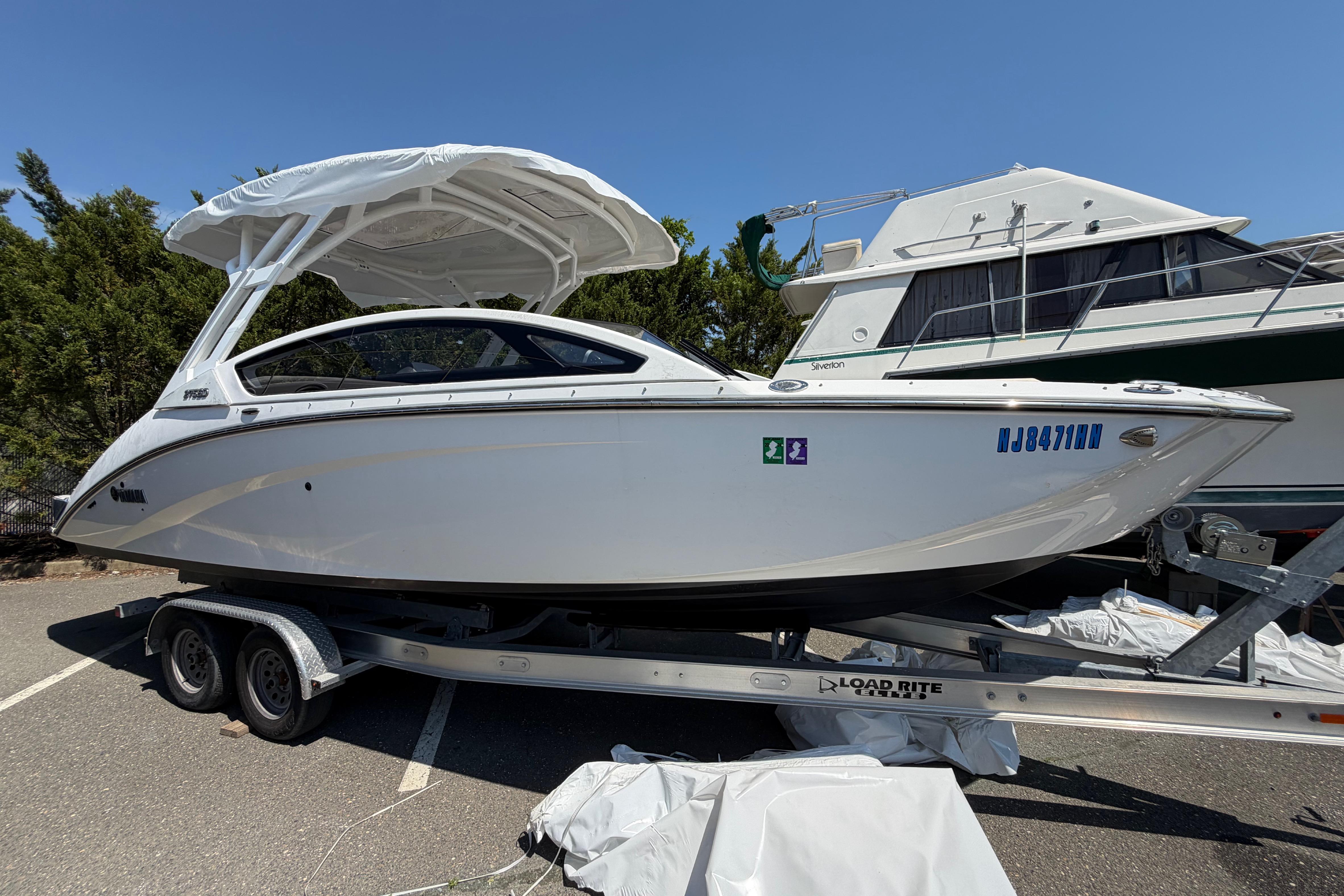 2020 Yamaha Boats 275SD