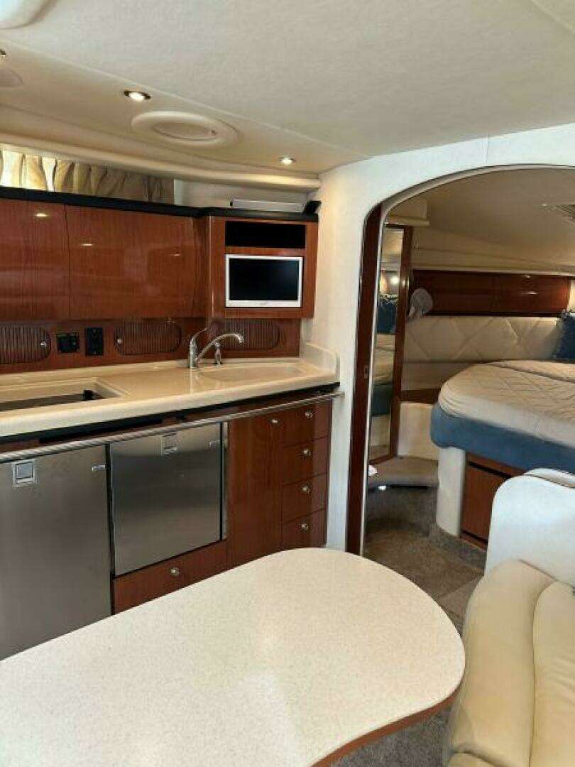2002 Sea Ray 360 Sundancer - Image 41