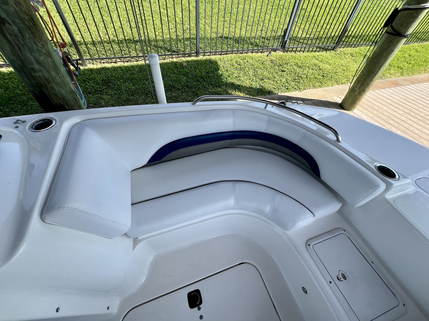 2013 Hurricane SunDeck 187 OB - Image 22