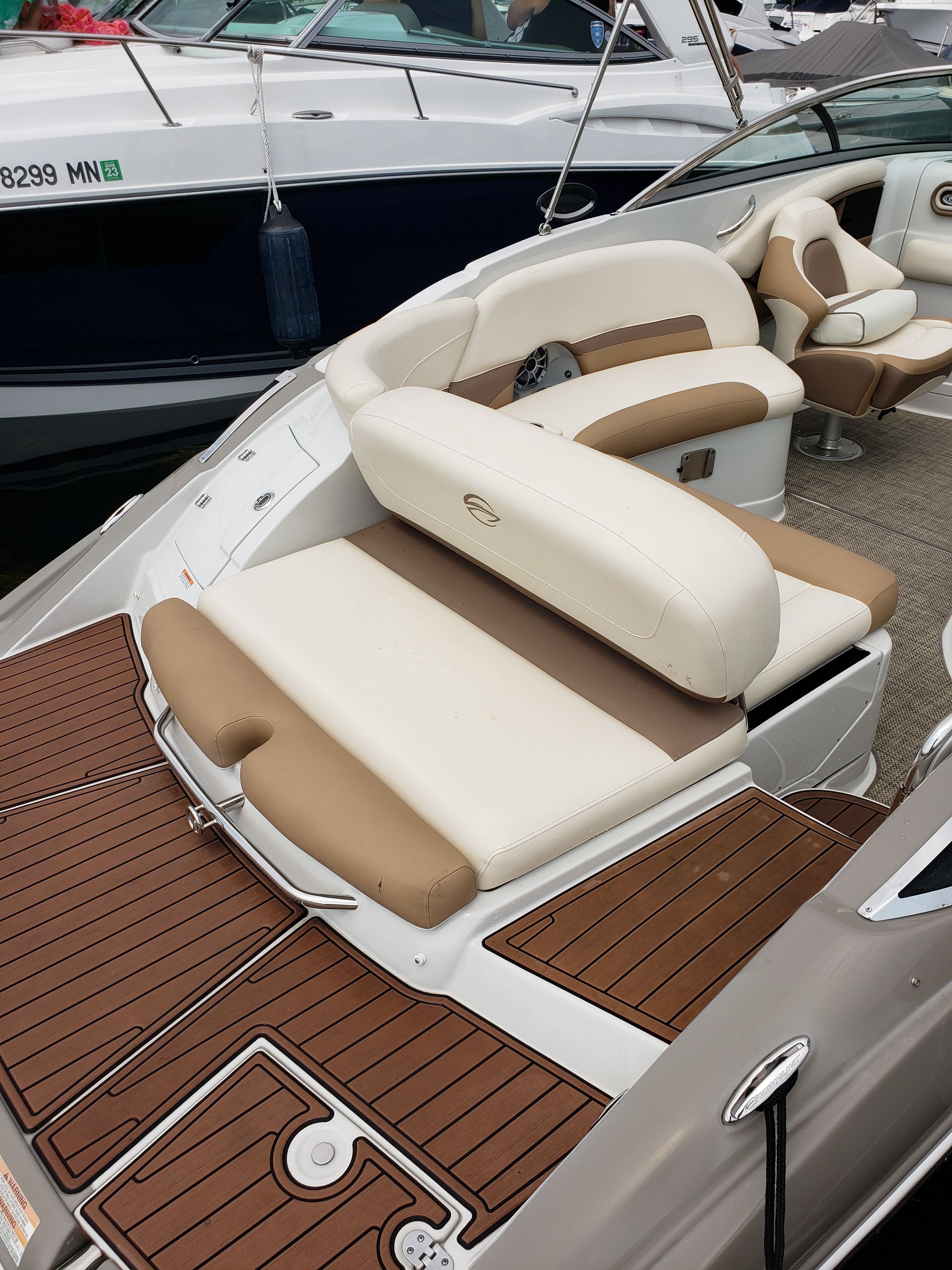 2017 Crownline Eclipse E4 - 18