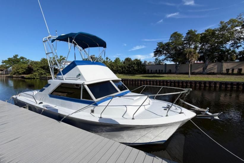1973 Chris-Craft 31 Commander