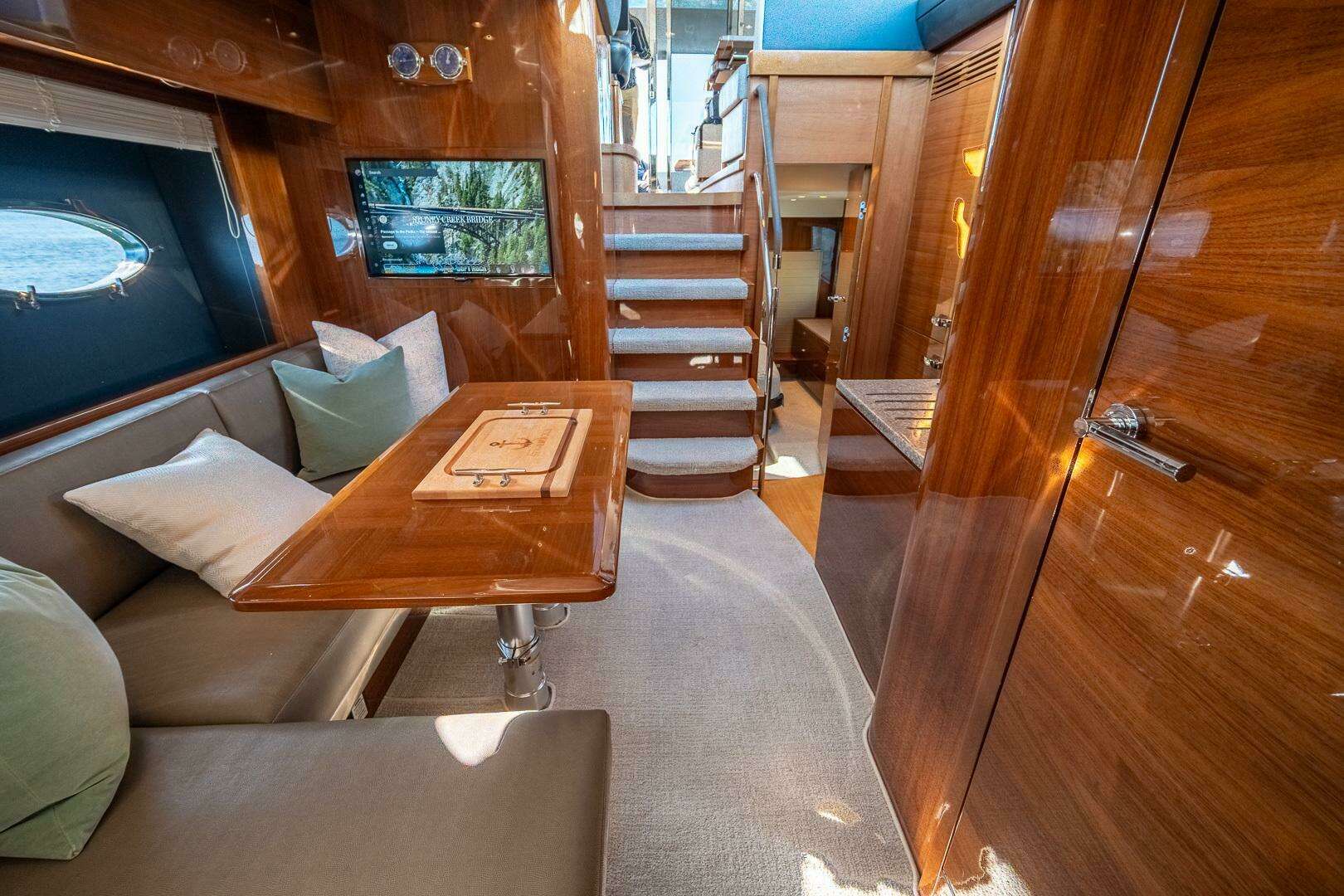 2016 Princess V48 - Image 25