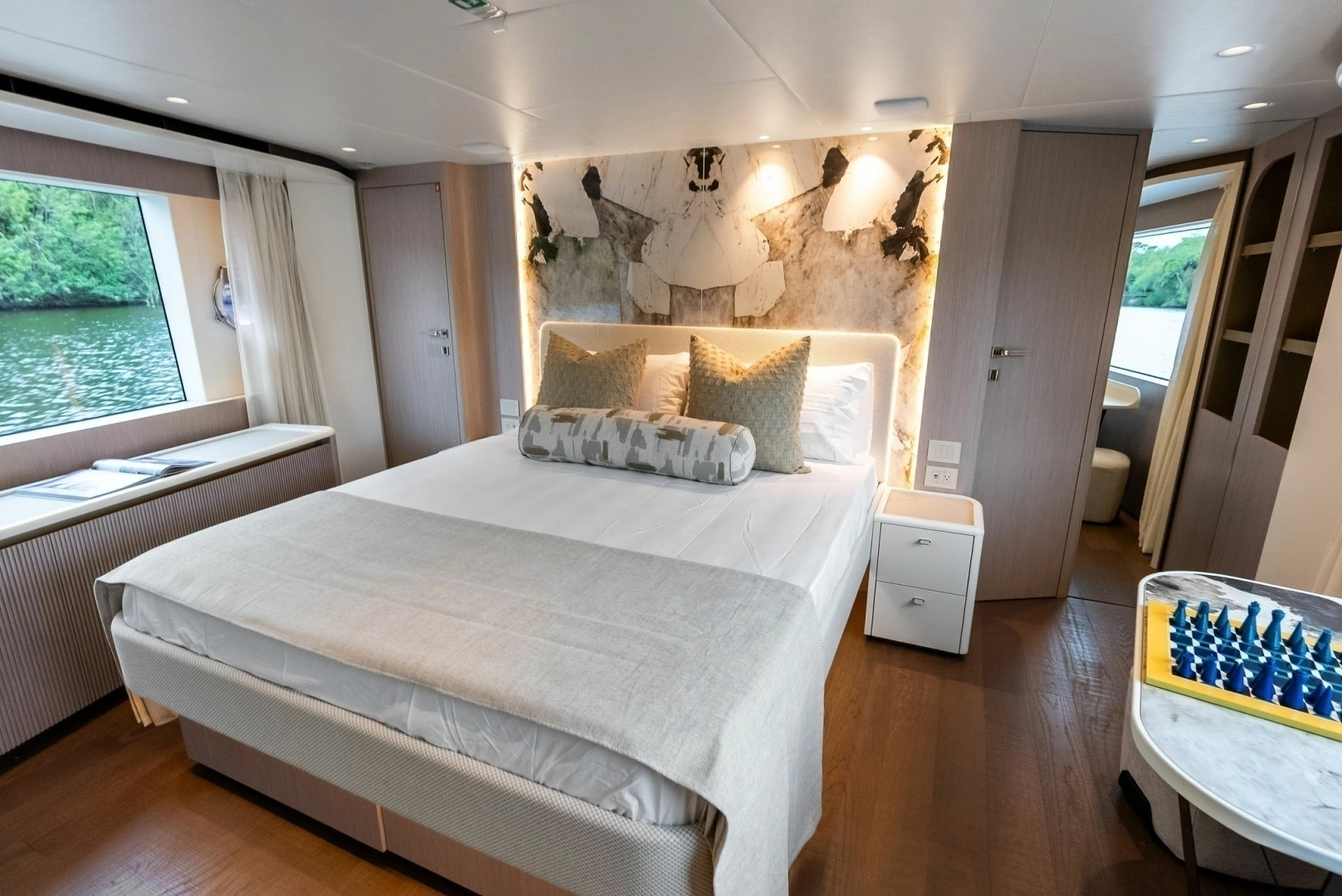 2026 Absolute 62 Navetta - Image 23
