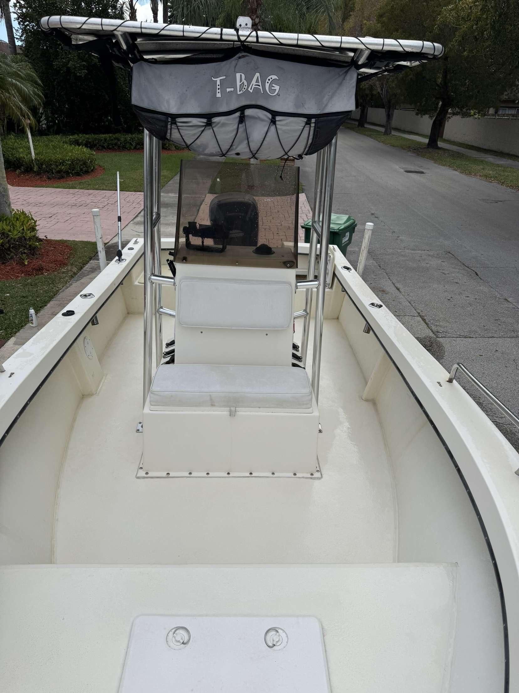 1996 May-Craft 19 CENTER CONSOLE - 8