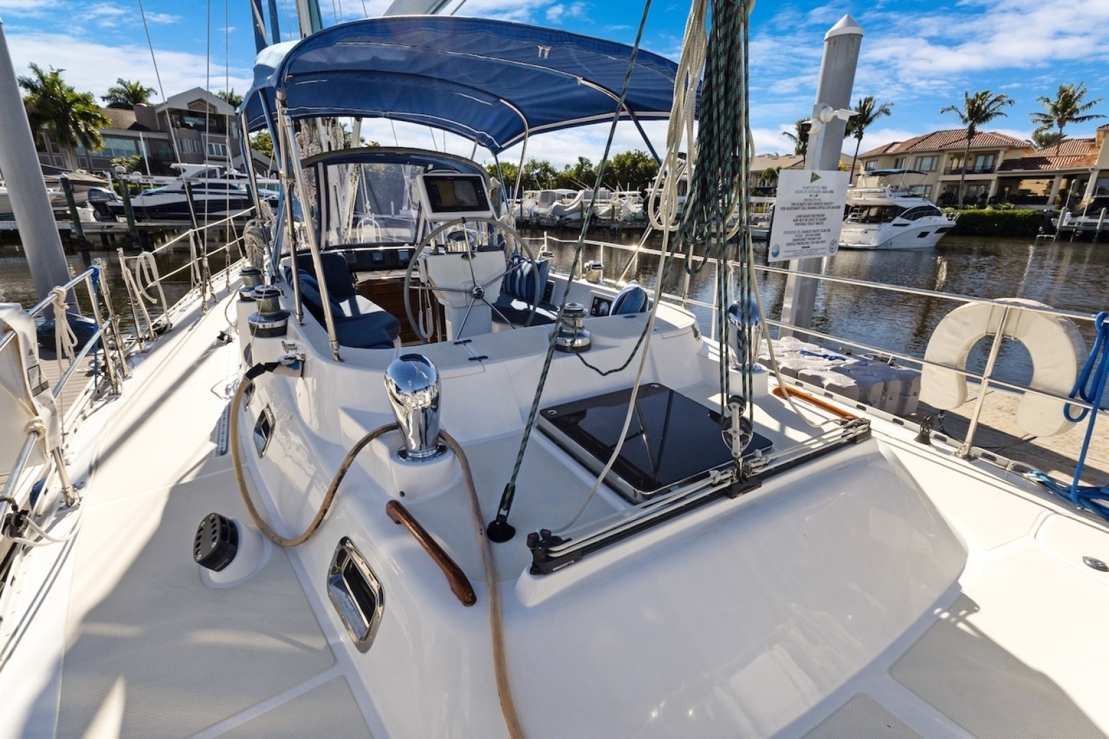 2009 Hylas 46 - Image 12