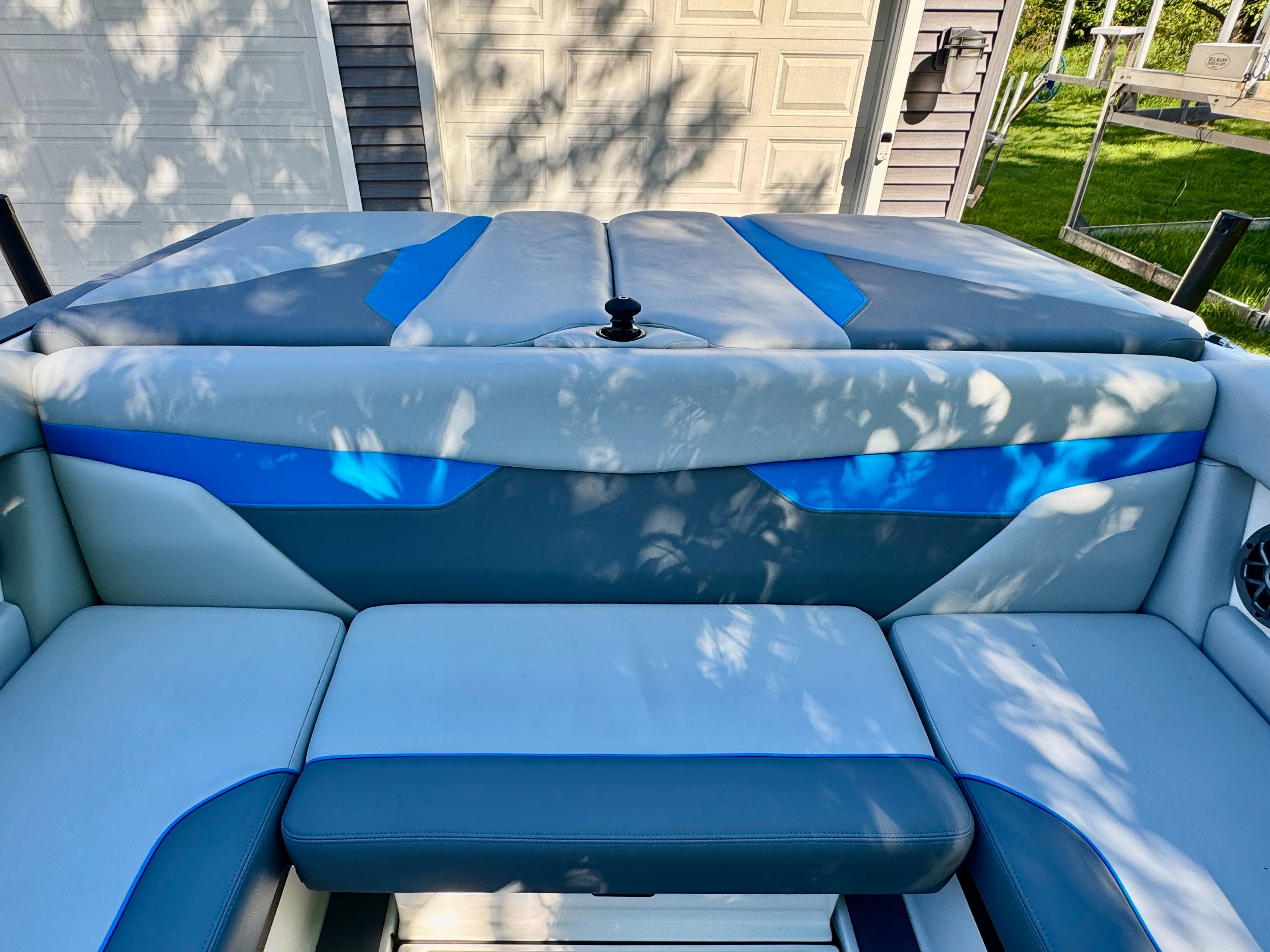 2022 Axis Wake Research A24 - 25