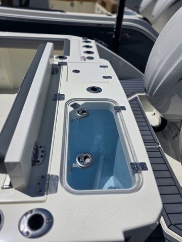 2026 Cobia 285 Open Center Console - 3