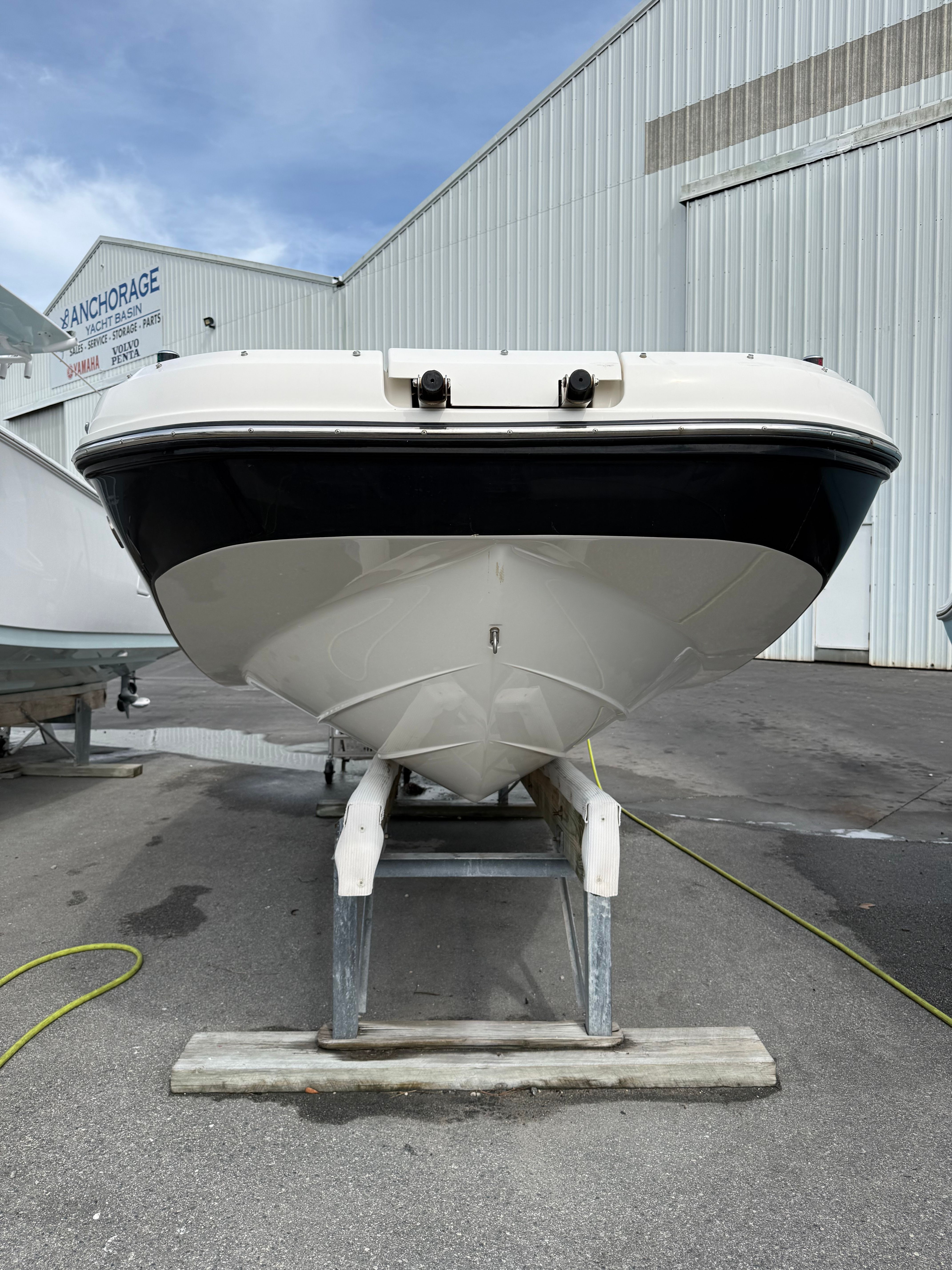 2021 Bayliner DX 2200 - 11