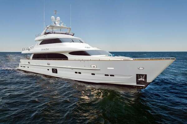 2012 Horizon P110 Tri-Deck