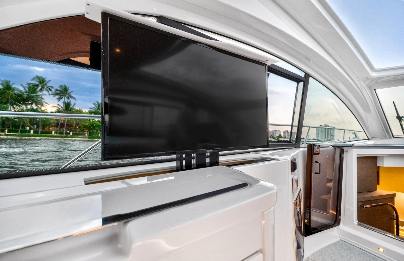 2023 Beneteau Gran Turismo 45 - Image 39