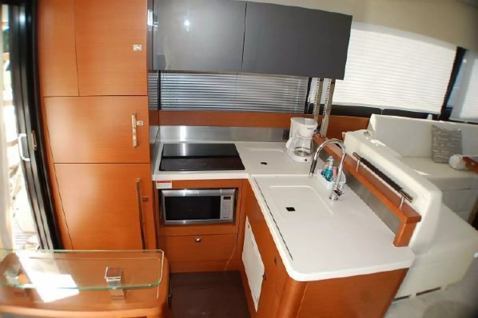 2014 Prestige 500 - Image 9