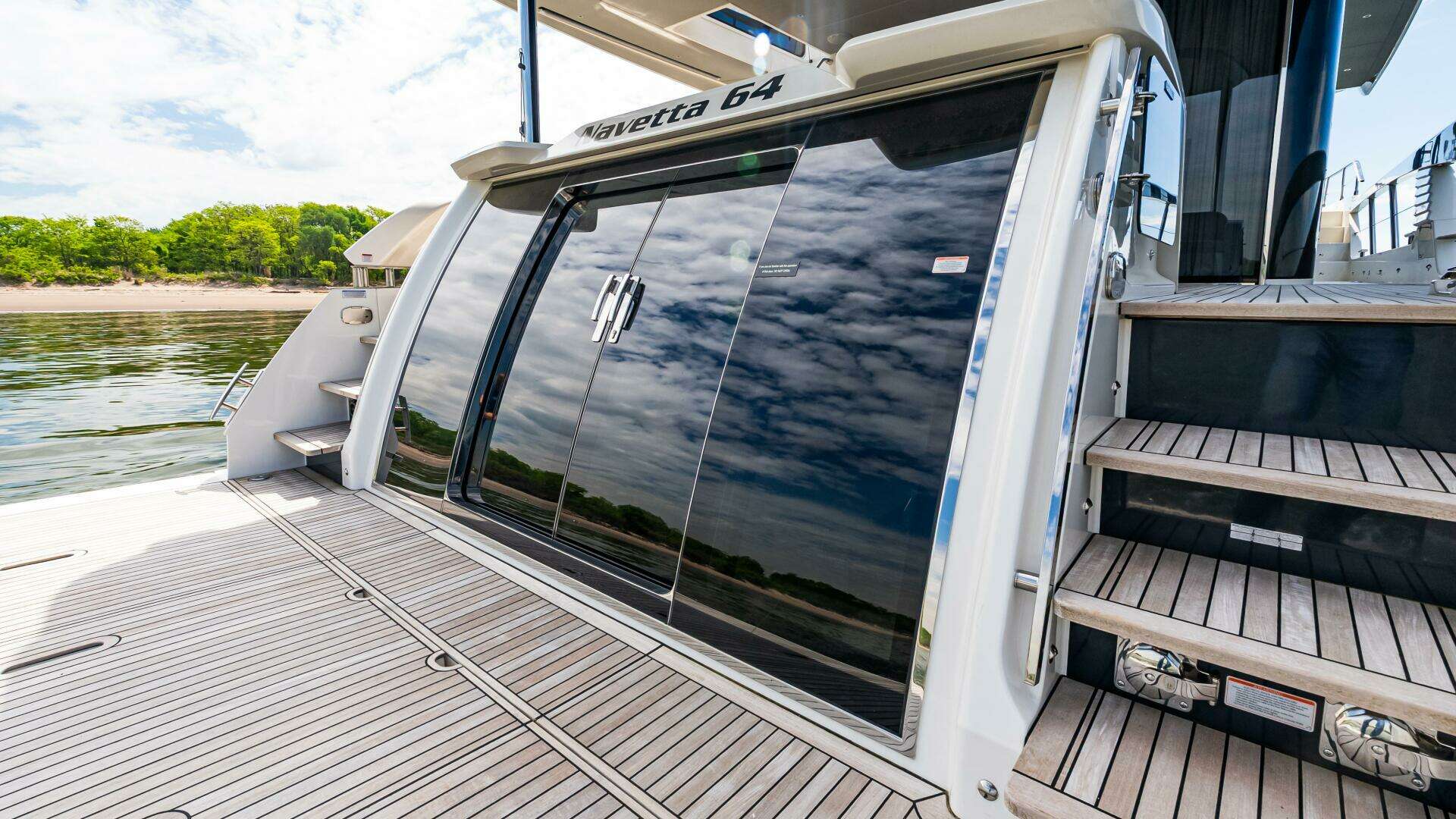 2025 Absolute Navetta 64 - Image 8