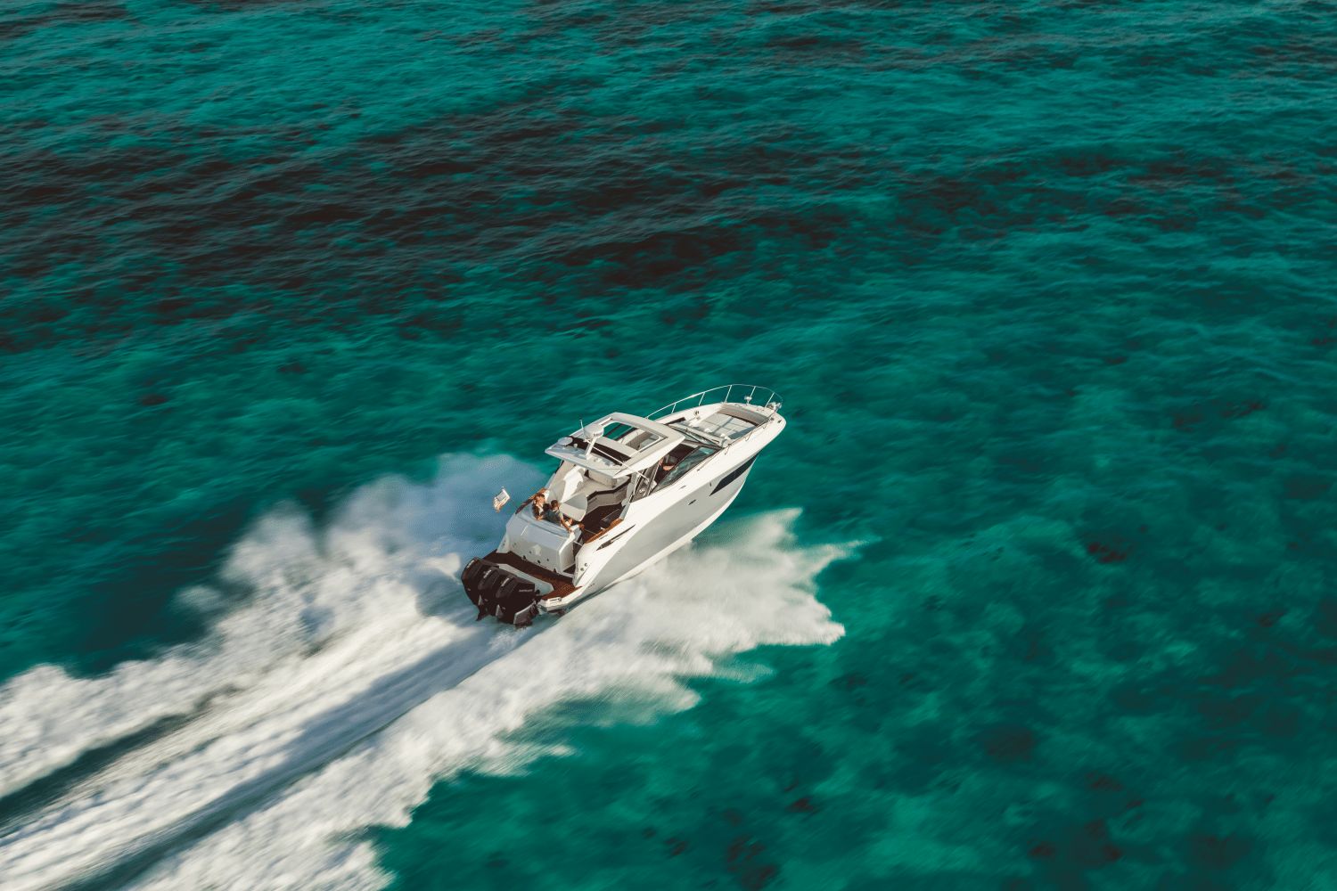 2026 Sea Ray Sundancer 320 Outboard - 7