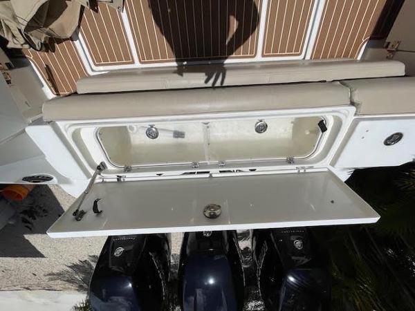 2005 Hydra-Sports 3300 VX - 29