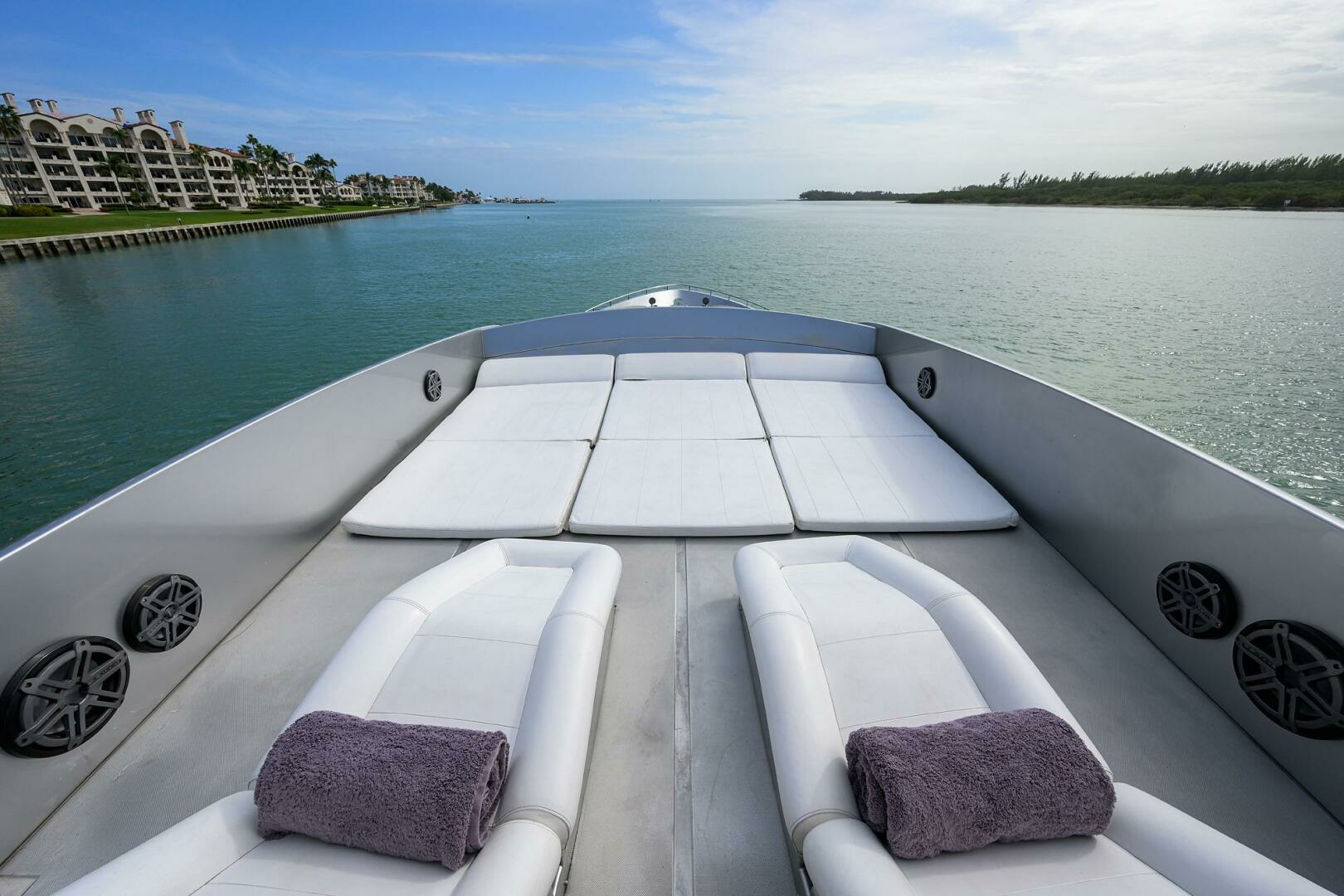 2009 Pershing 90 Express - Image 45