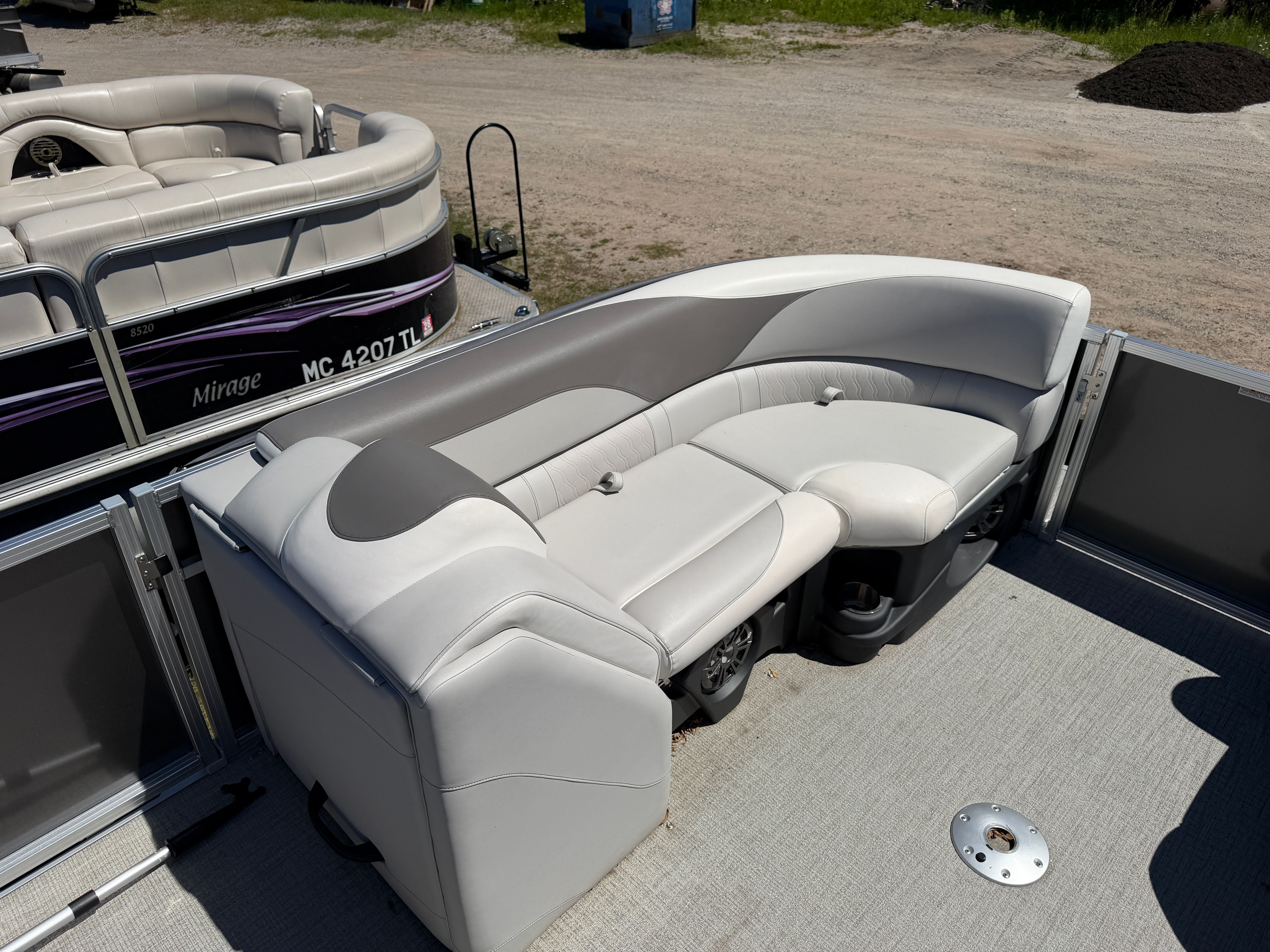 2024 Tahoe Pontoon LTZ 2385 Quad Lounger - 15