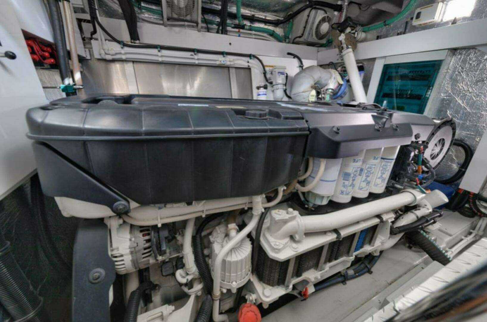 2017 Sunseeker Predator - Image 22