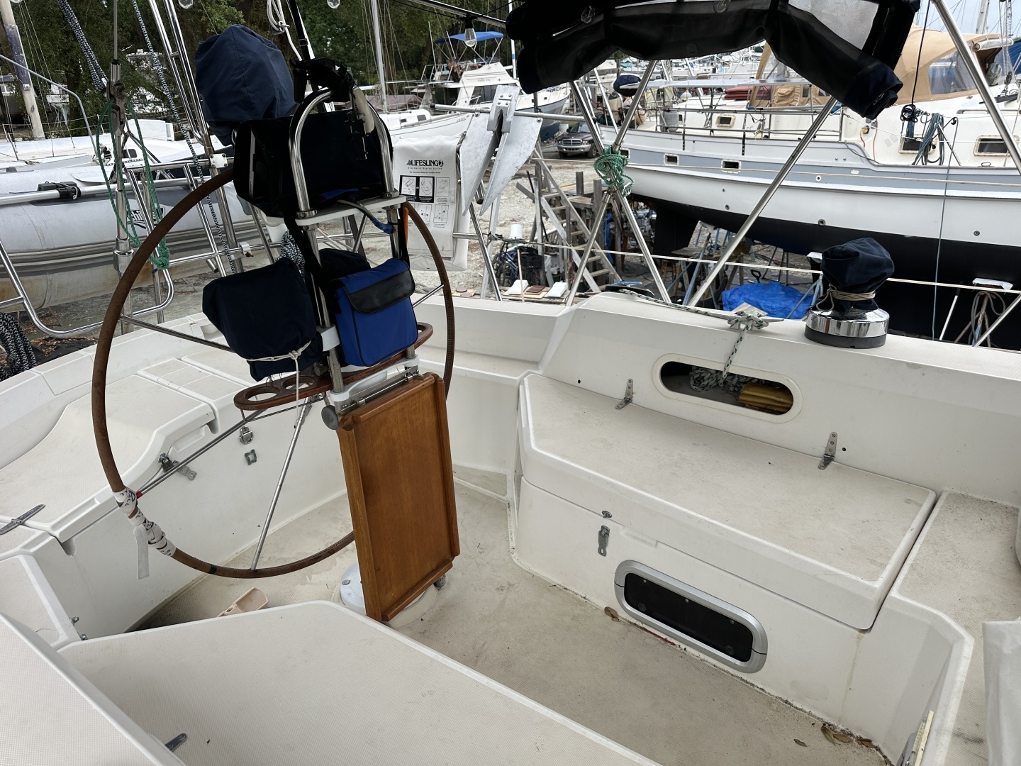 1991 Sabre 425 - Image 43