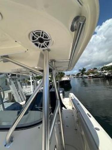 2011 Pursuit C 280 Center Console - 25