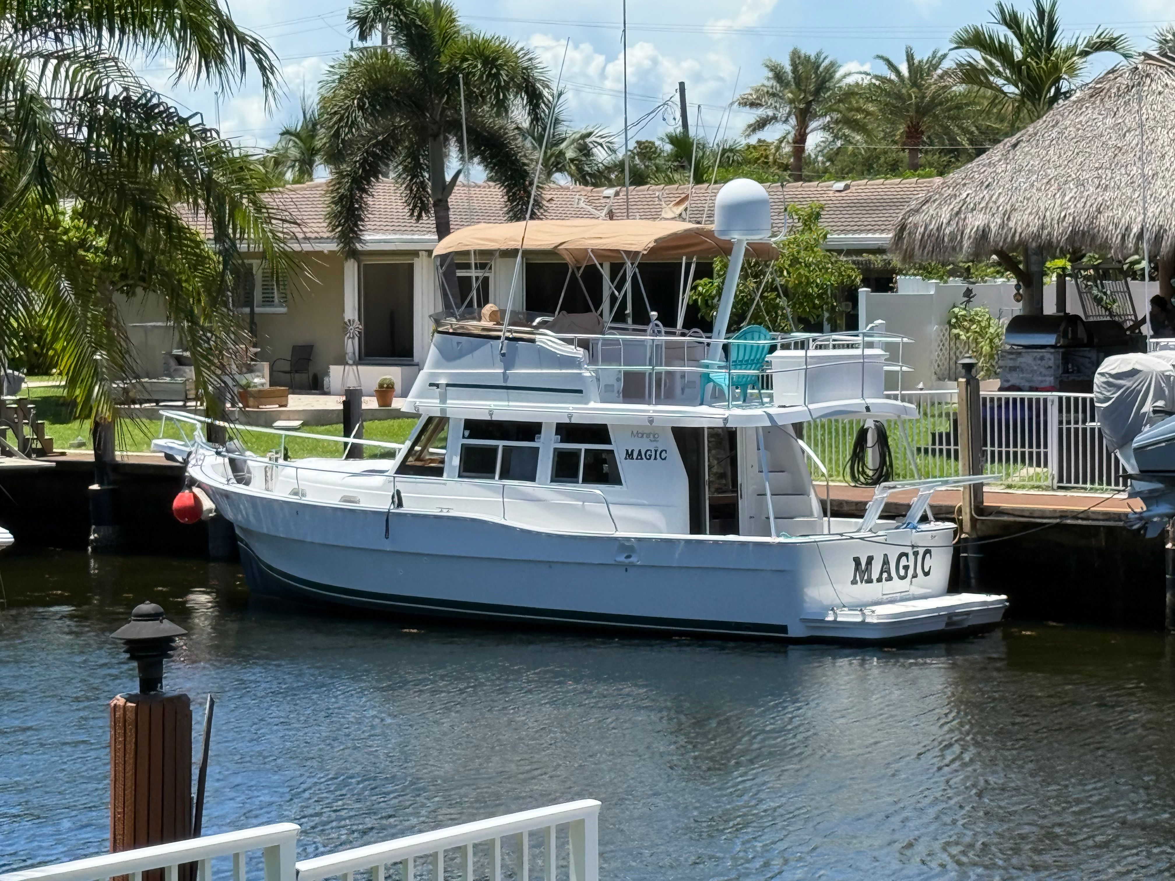 2001 Mainship 390 Trawler - 77