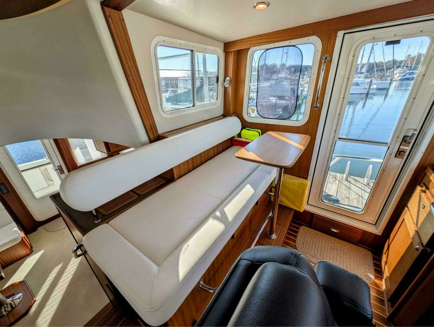 2015 American Tug — - Image 74
