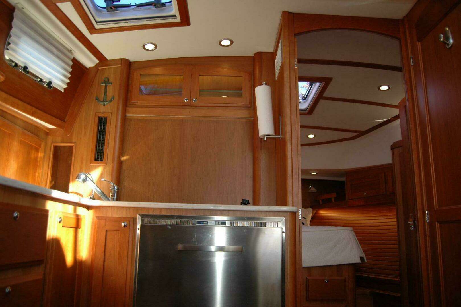 2019 Sabre 38 Salon Express - Image 86