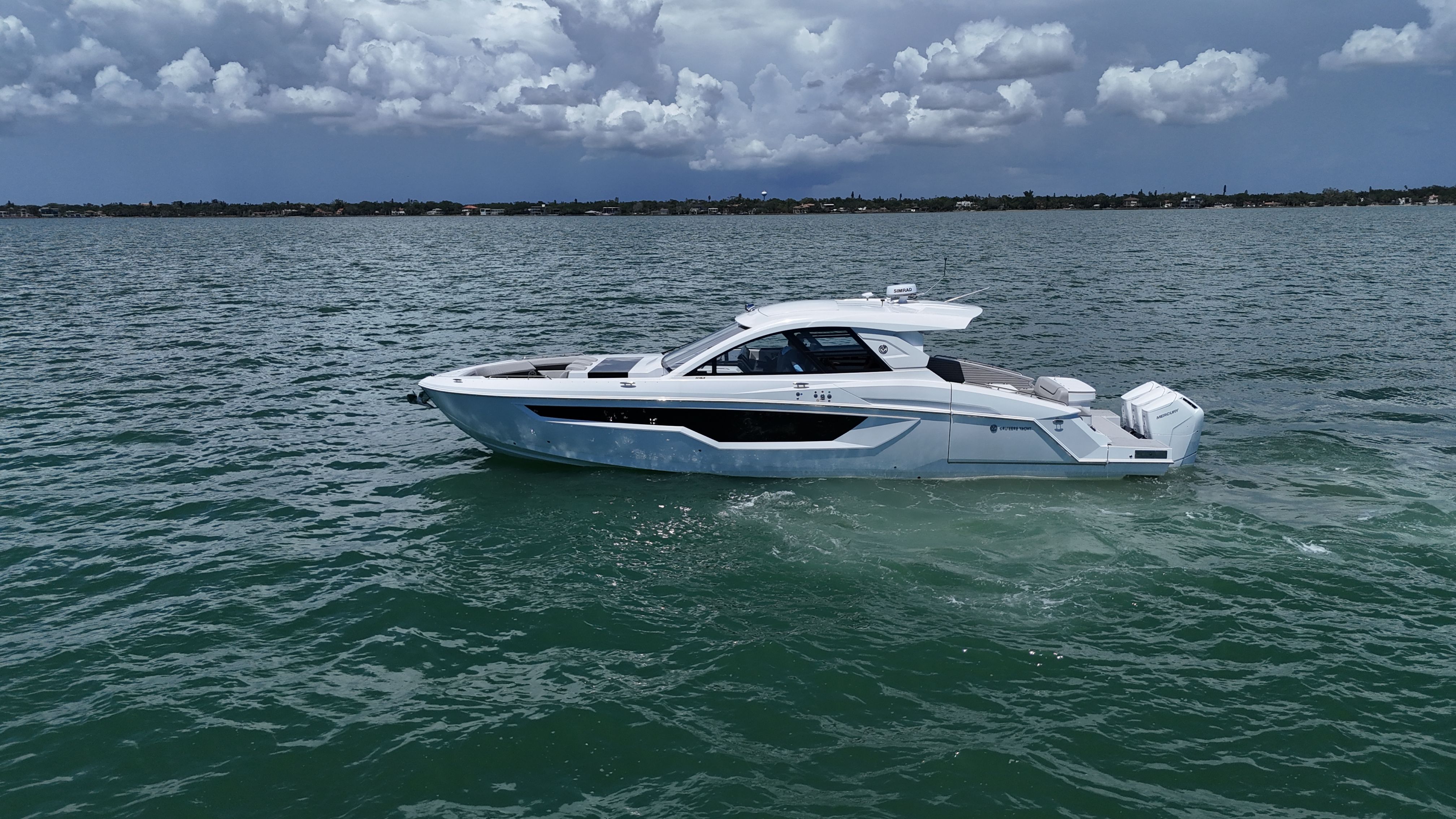 2026 Cruisers Yachts 50 GLS