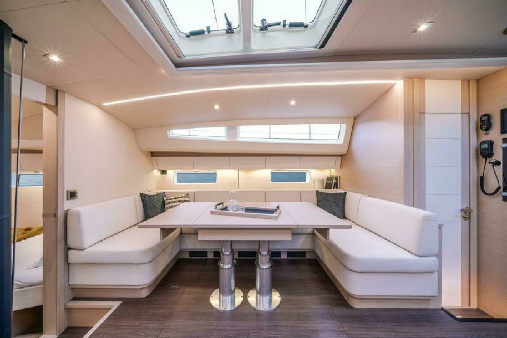 2026 Jeanneau Jeanneau Yachts 65 - Image 24