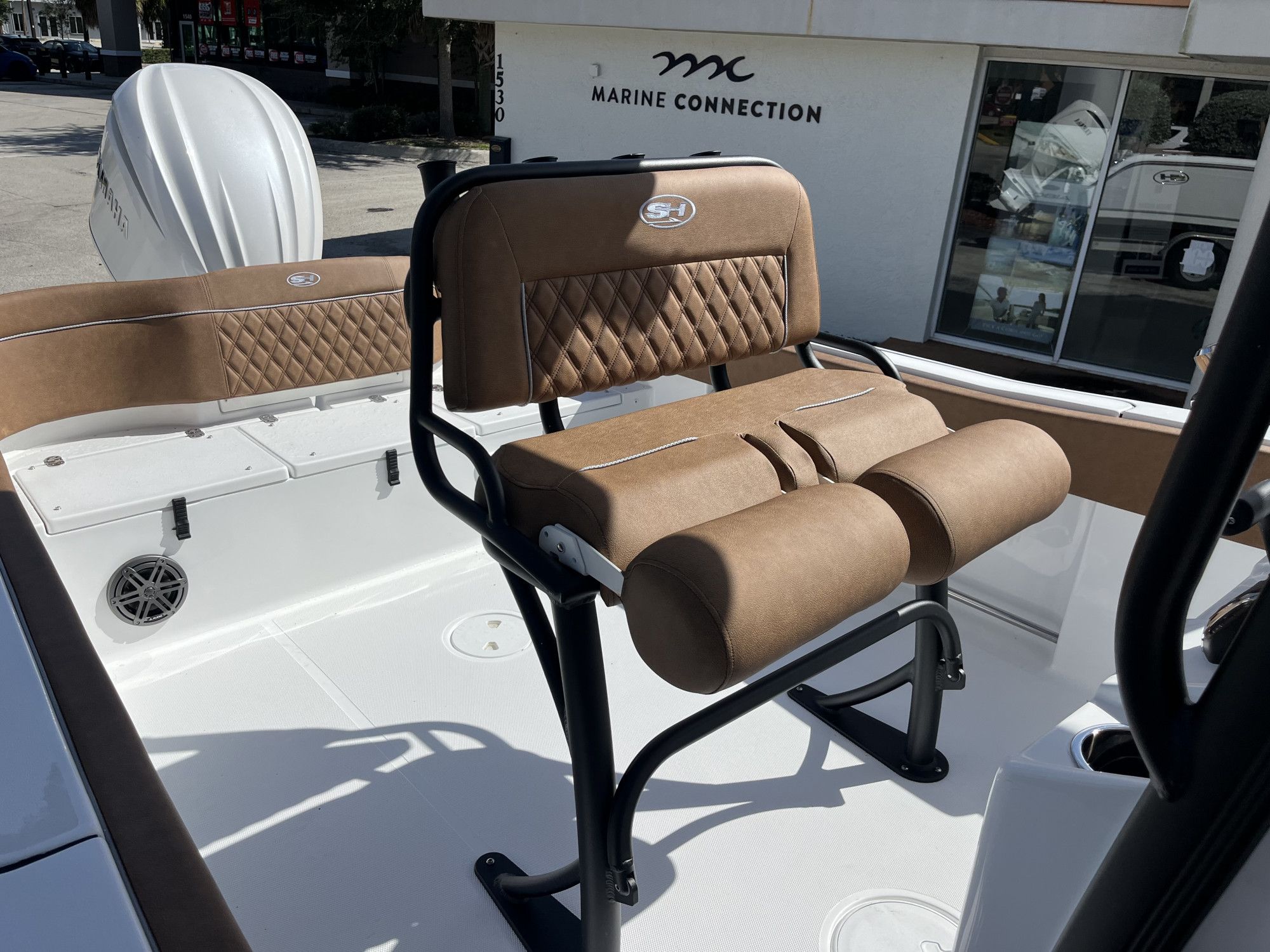 2026 Sea Hunt Ultra 234 - 24
