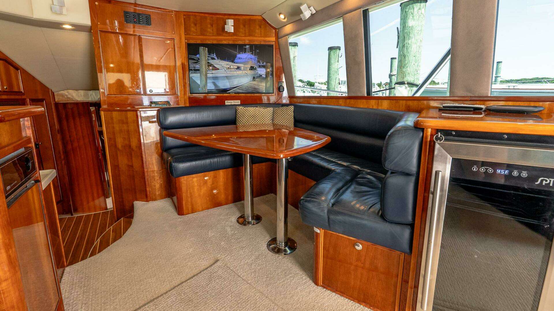 2005 Riviera 51 Flybridge - Image 45