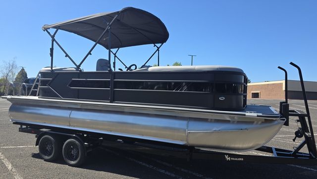 2026 Bentley Pontoons BENTLEY BOLT-223 With 150Hp Mercury Four-Stroke Mo - 2