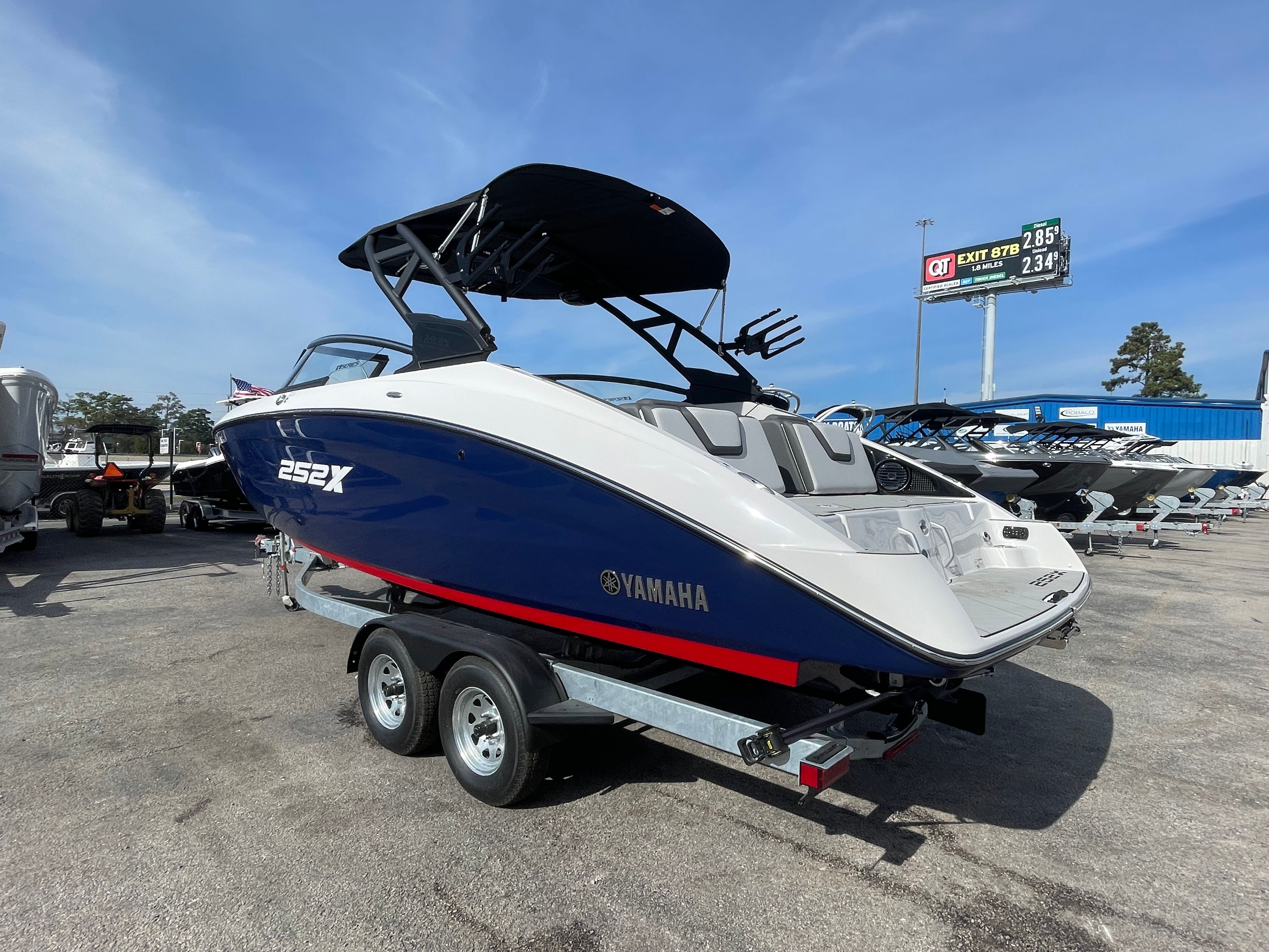 2025 YAMAHA 252 XE - Image 7