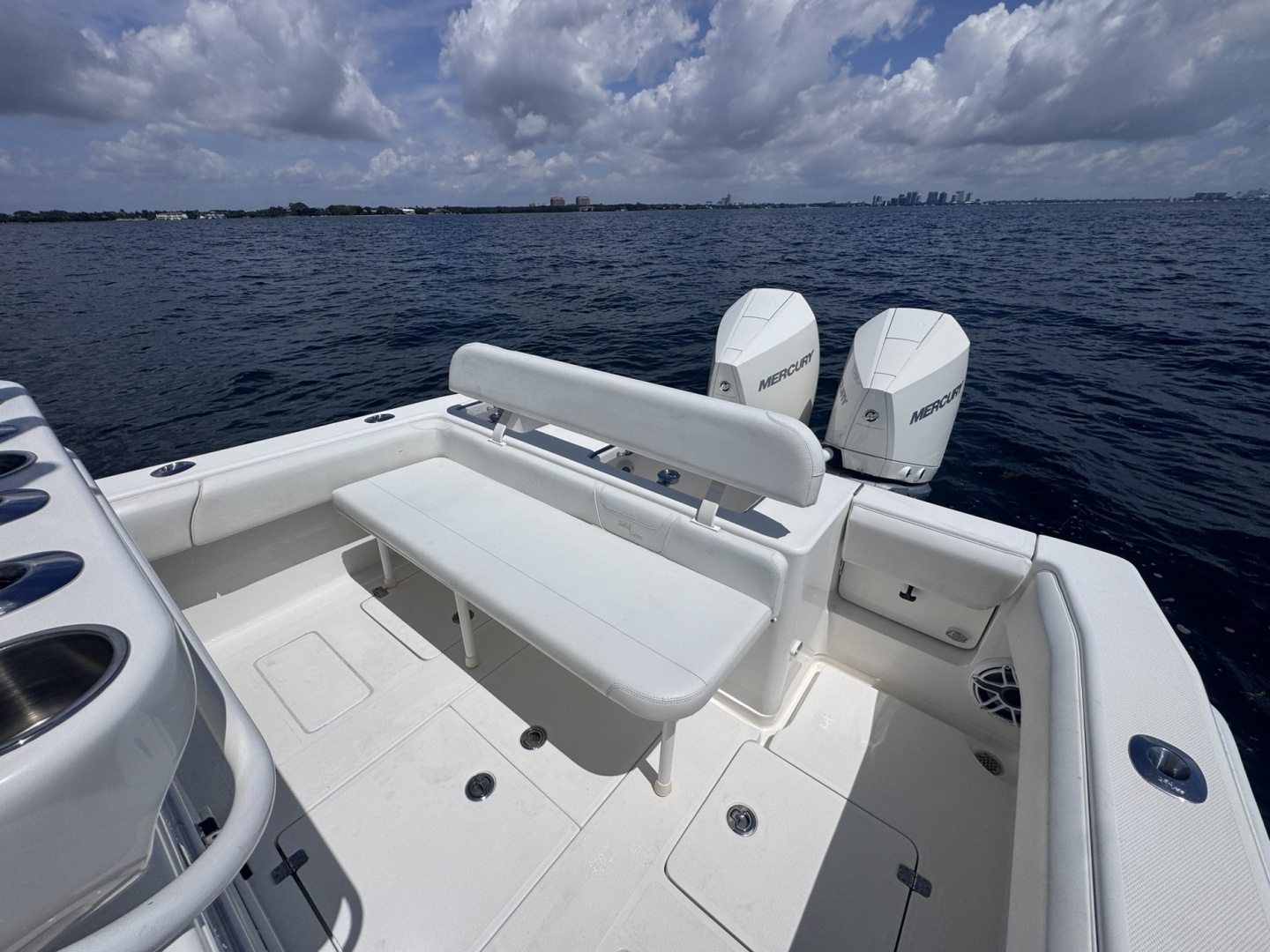 2023 SeaVee 290B - Image 17